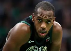 英雄资料-密尔沃基雄鹿vs金州勇士