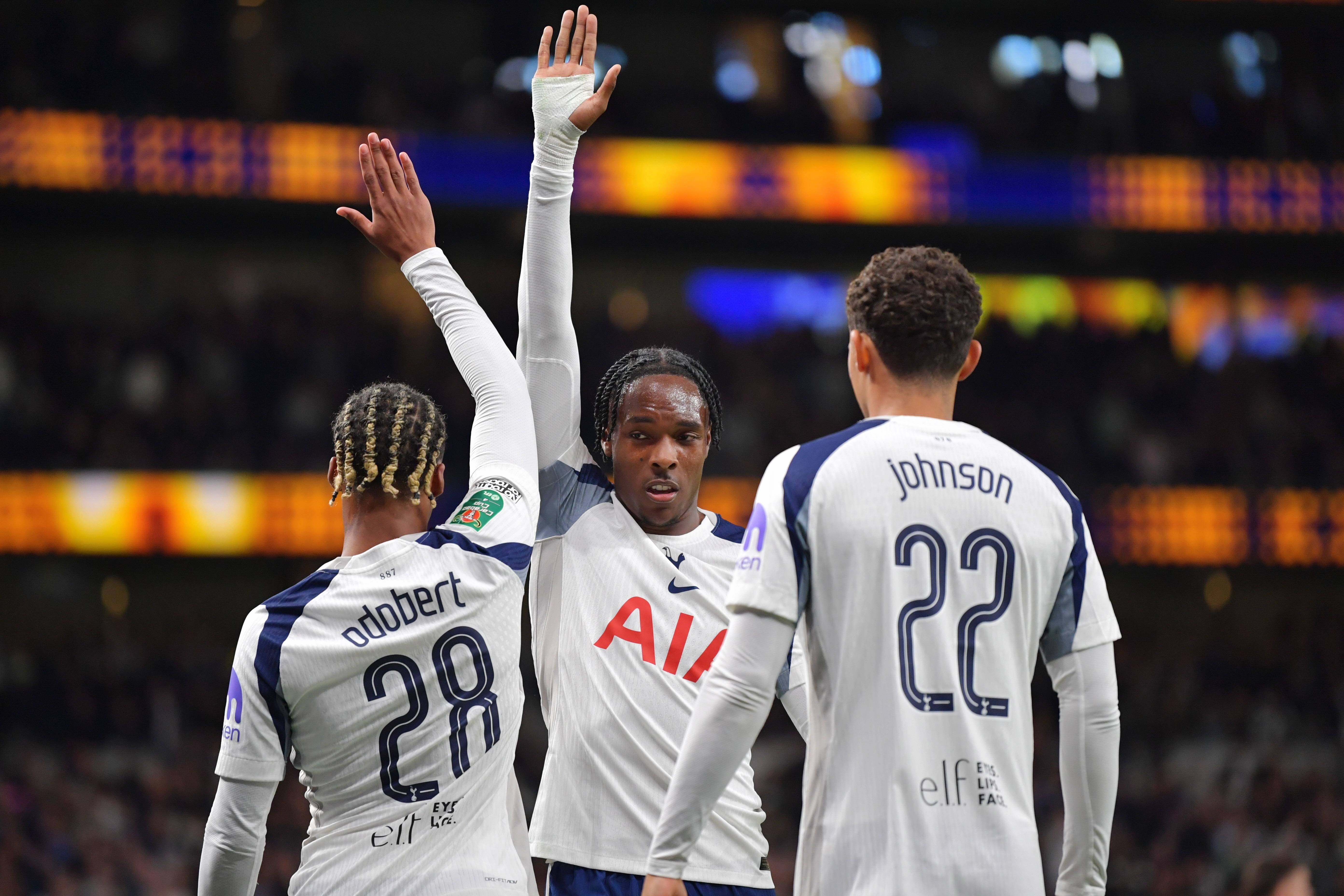 英雄资料-今晚斯图加特备战葡超，迎来里程碑细节曝光，话题不断，阵容厚度经受考验的简单介绍